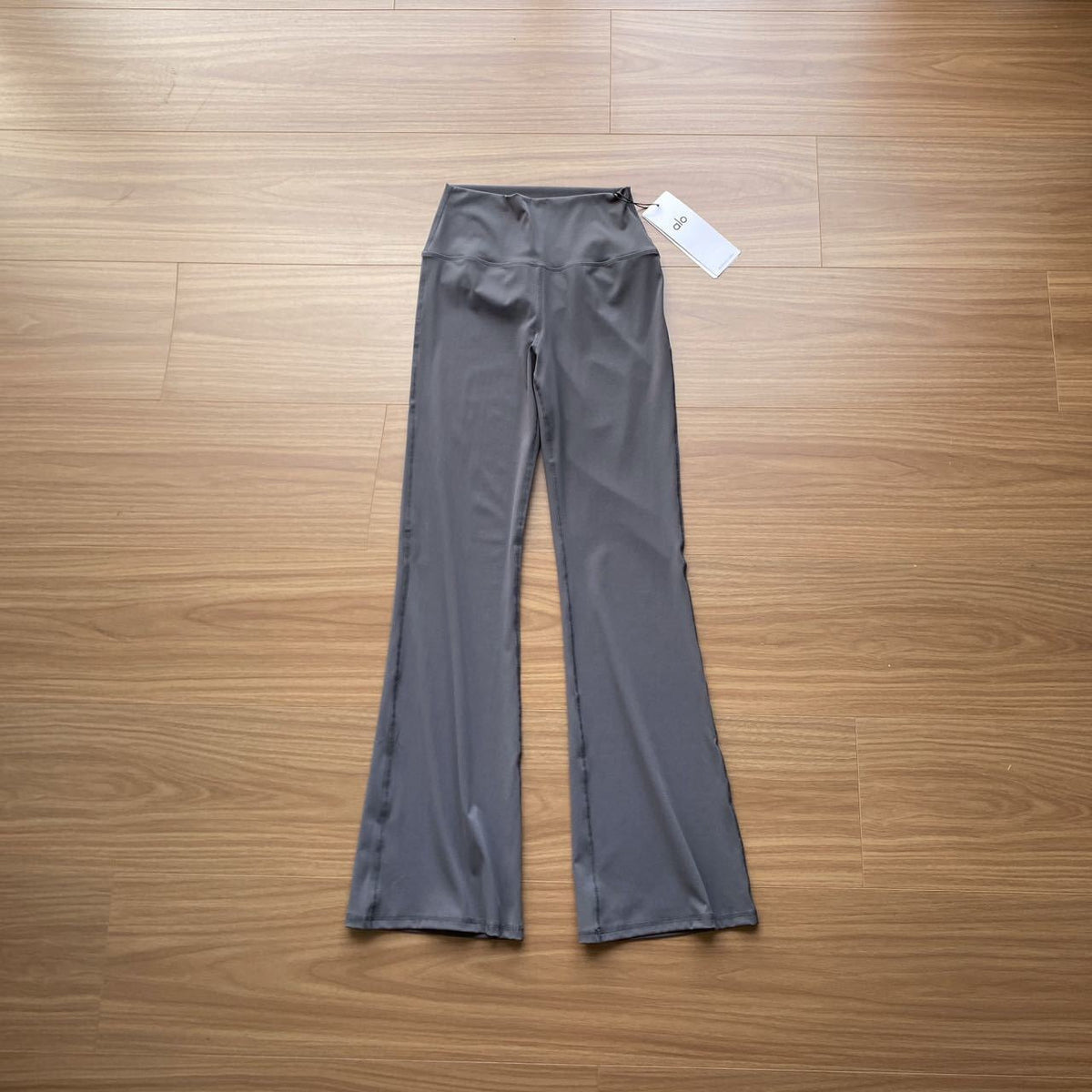 Legging Flare de cintura alta – Sculpt Fit