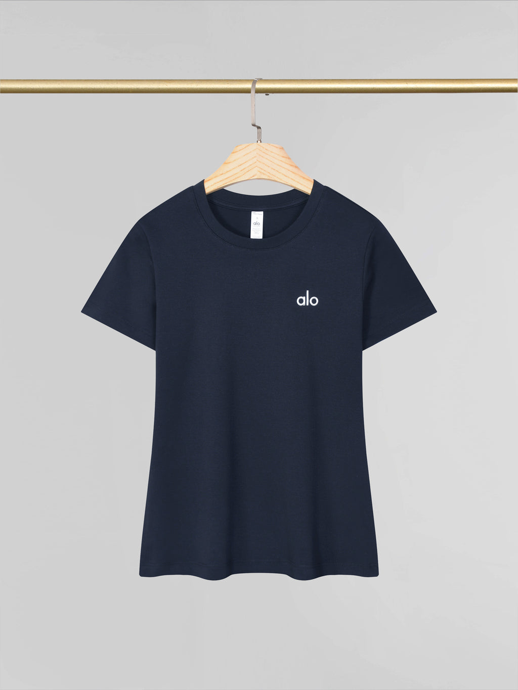 Camiseta deportiva de corte recto – Essential Tee — imagen de producto
