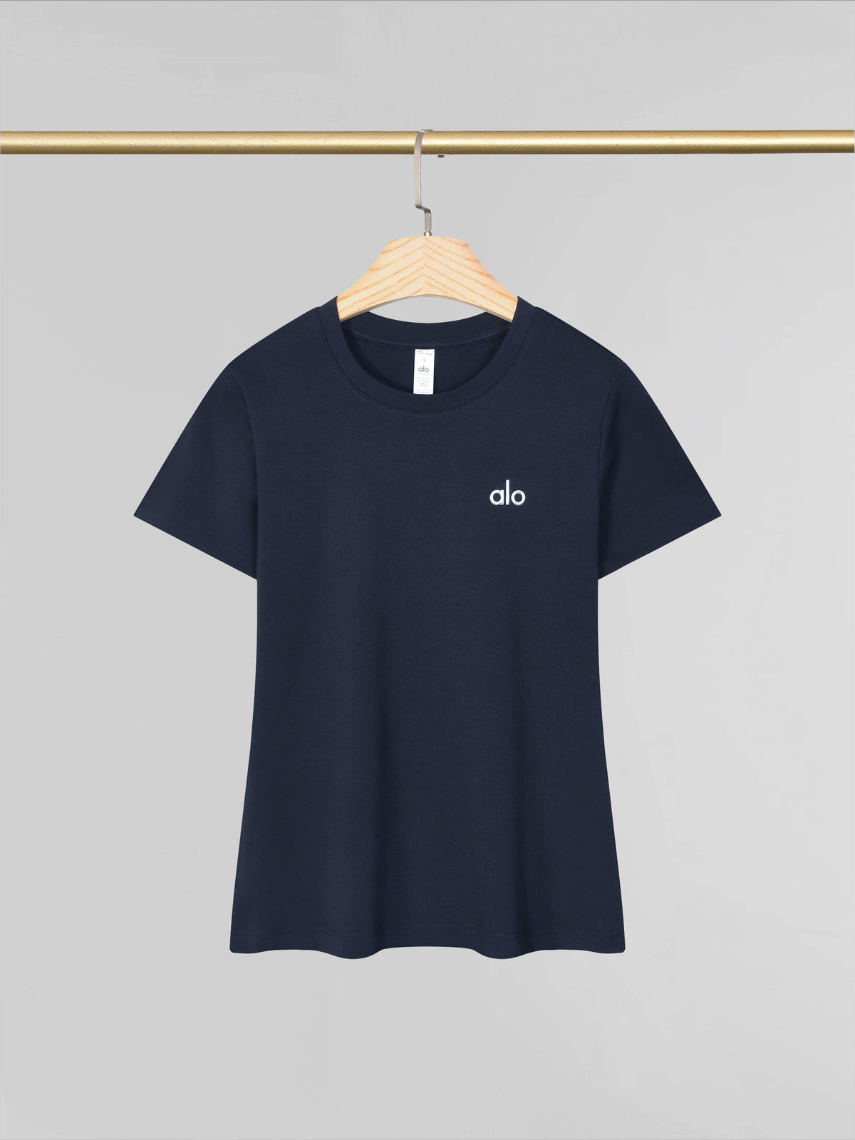 Camiseta deportiva de corte recto – Essential Tee — imagen de producto