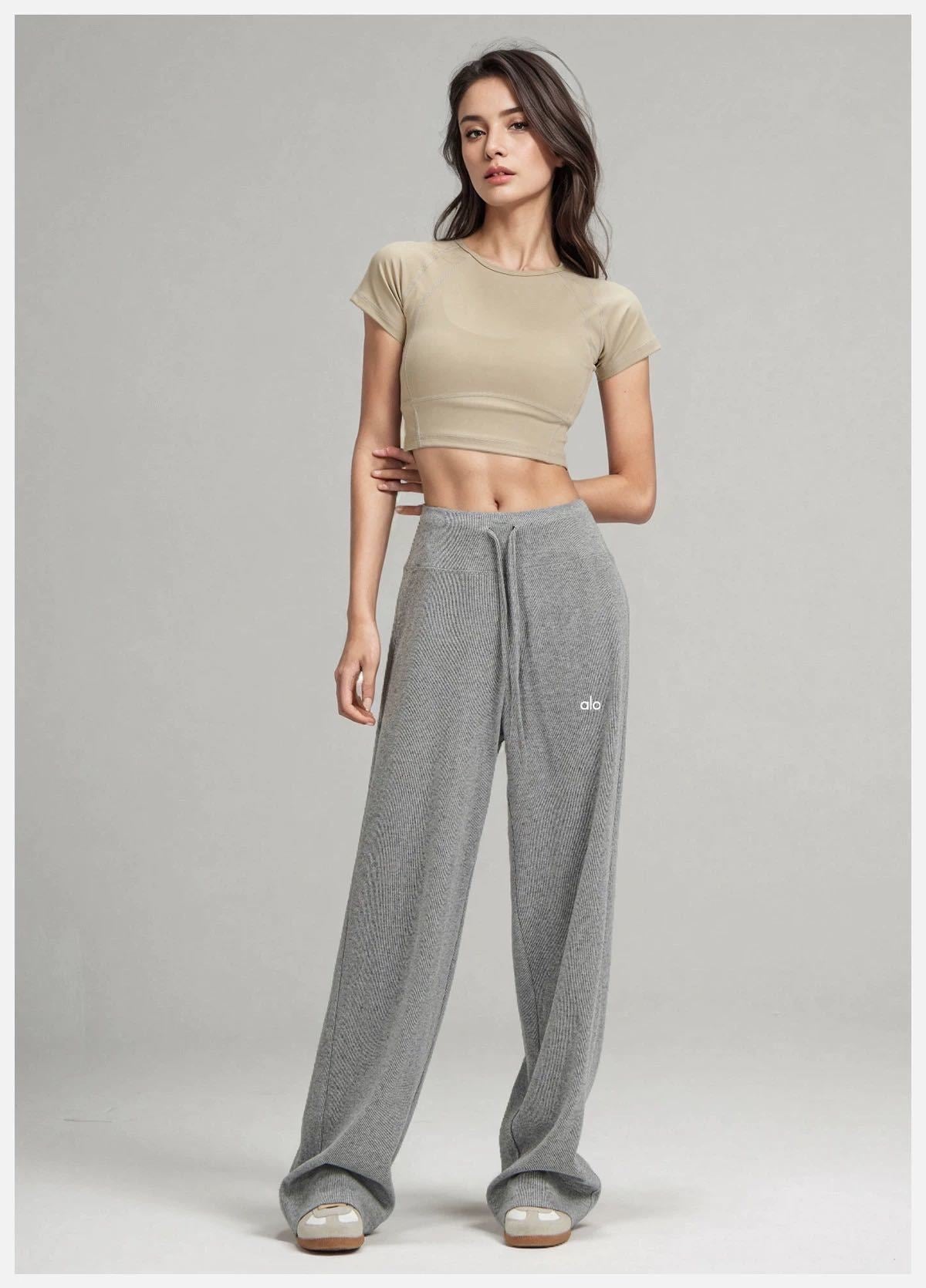 Pantalón recto de cintura elástica – Relaxed Fit — imagen de producto